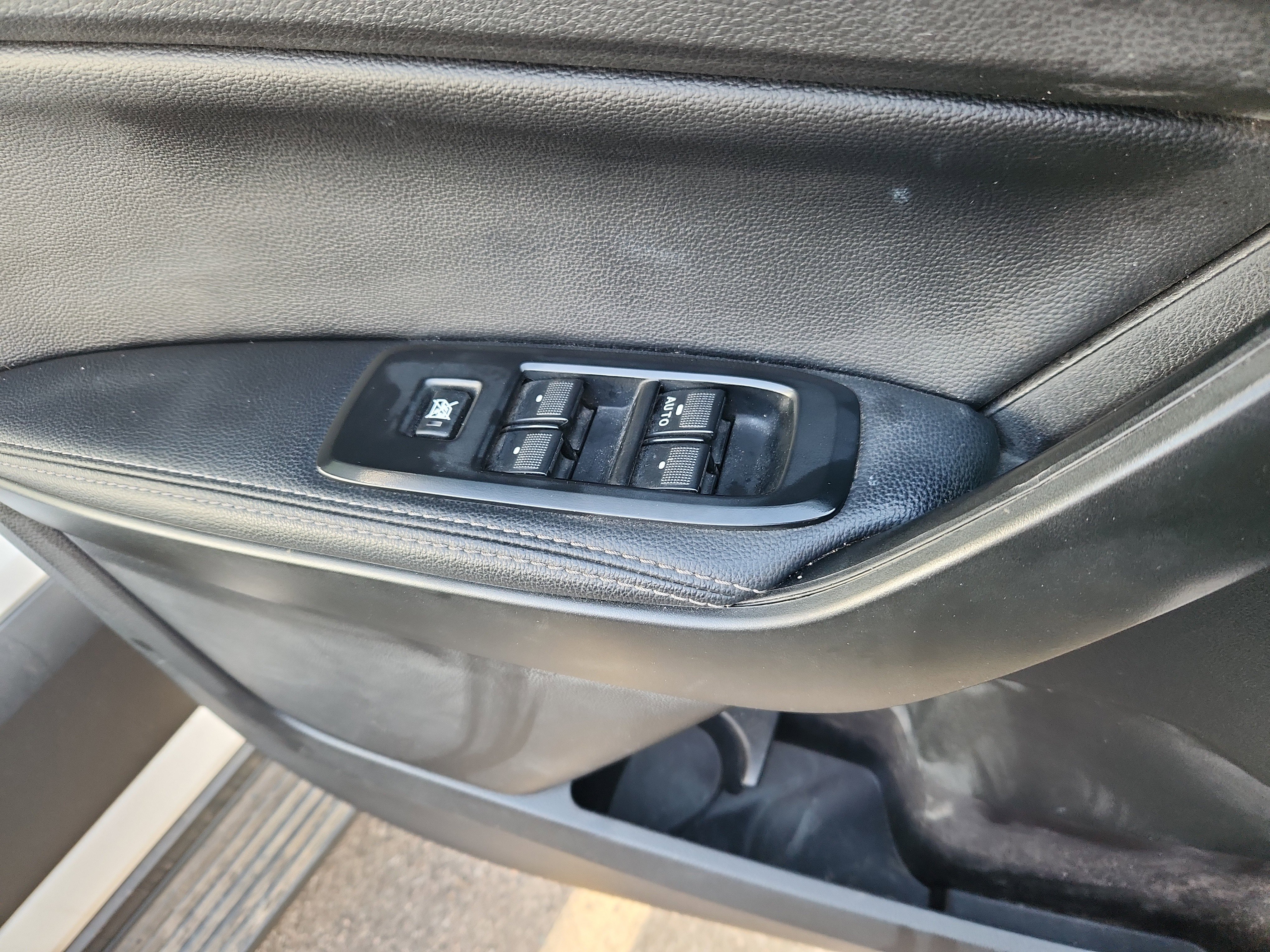 Used 2019 Ford Ranger Lariat w/ Equipment Group 501A Mid image 18