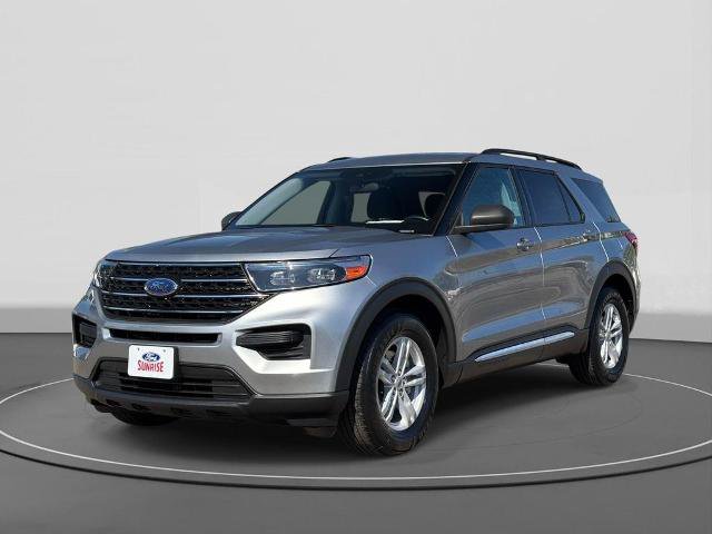 Certified 2024 Ford Explorer XLT RWD image 1