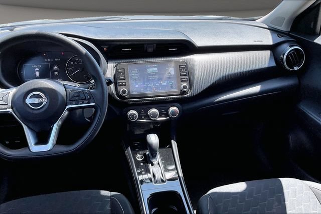 Used 2024 Nissan Kicks SV FWD image 6