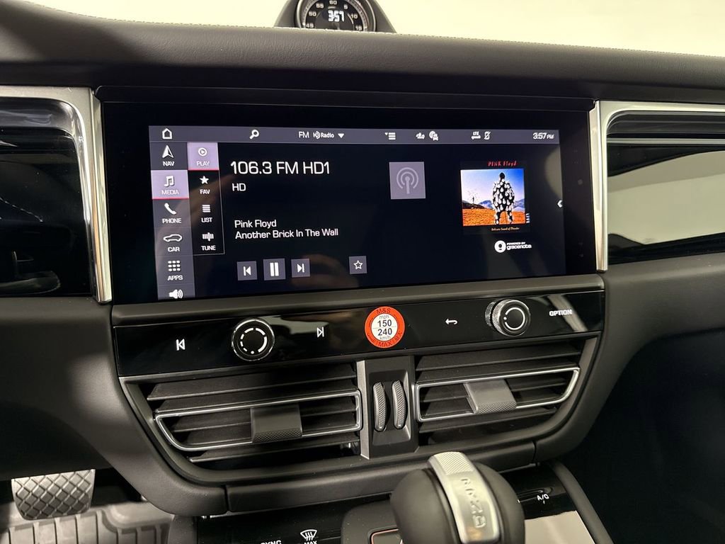 New 2026 Porsche Macan S AWD/4WD image 27