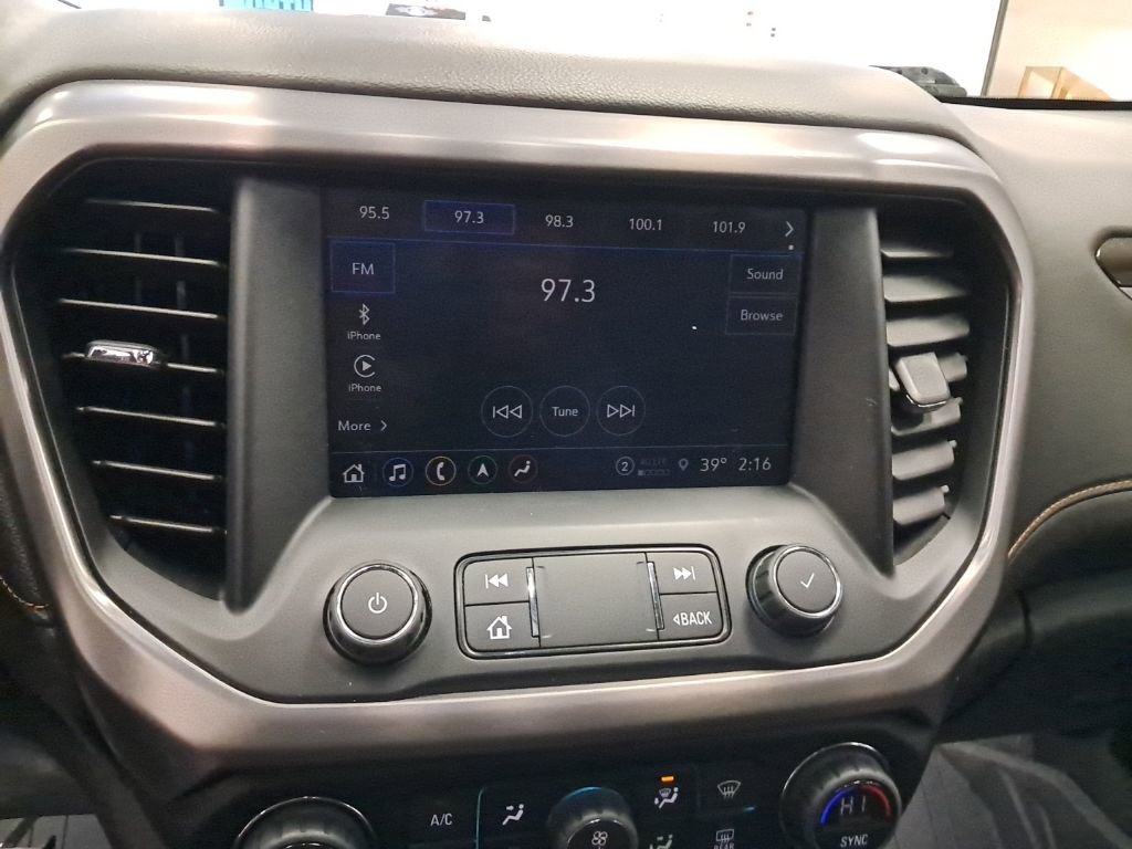 Used 2022 GMC Acadia AT4 w/ Technology Package image 16