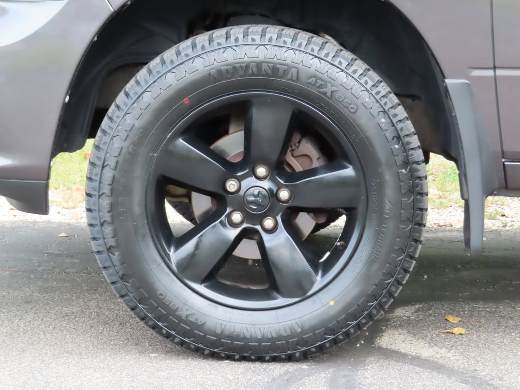 Used 2019 RAM 1500 Express w/ Wheel & Sound Group AWD/4WD image 13