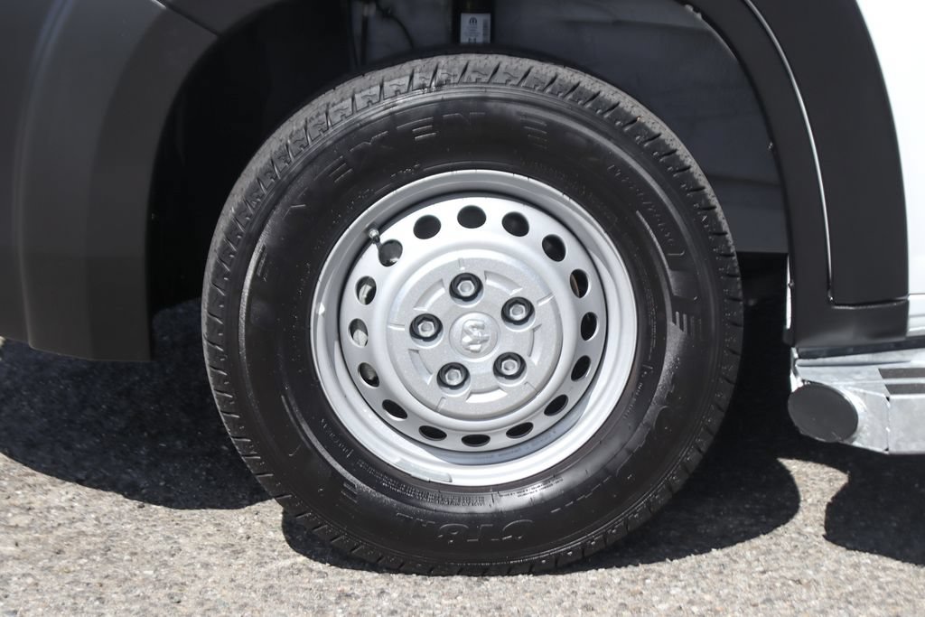 Used 2025 RAM ProMaster 2500 w/ U-Haul Equipment Group FWD image 40