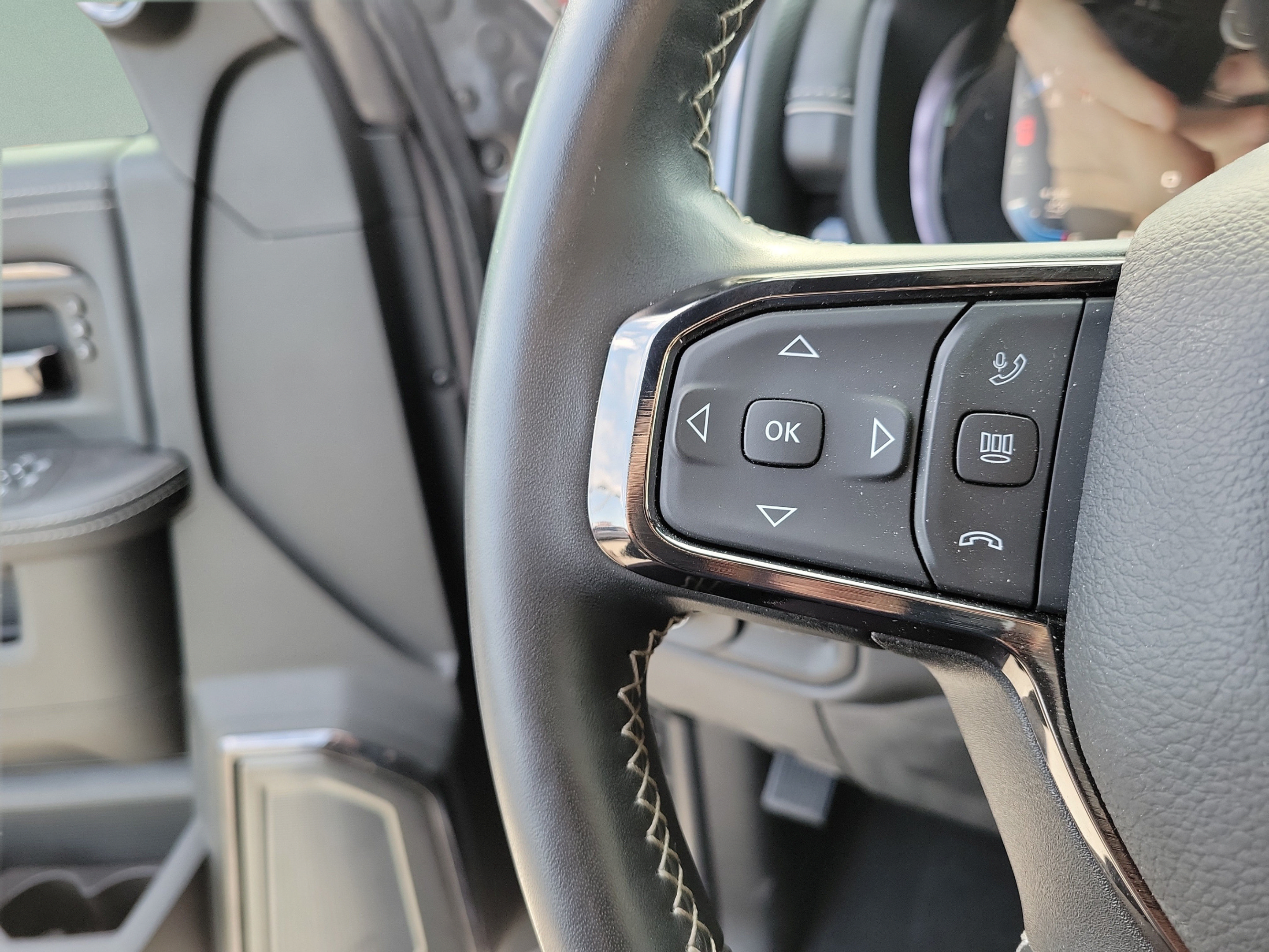 Certified 2025 RAM 2500 Limited AWD/4WD image 25