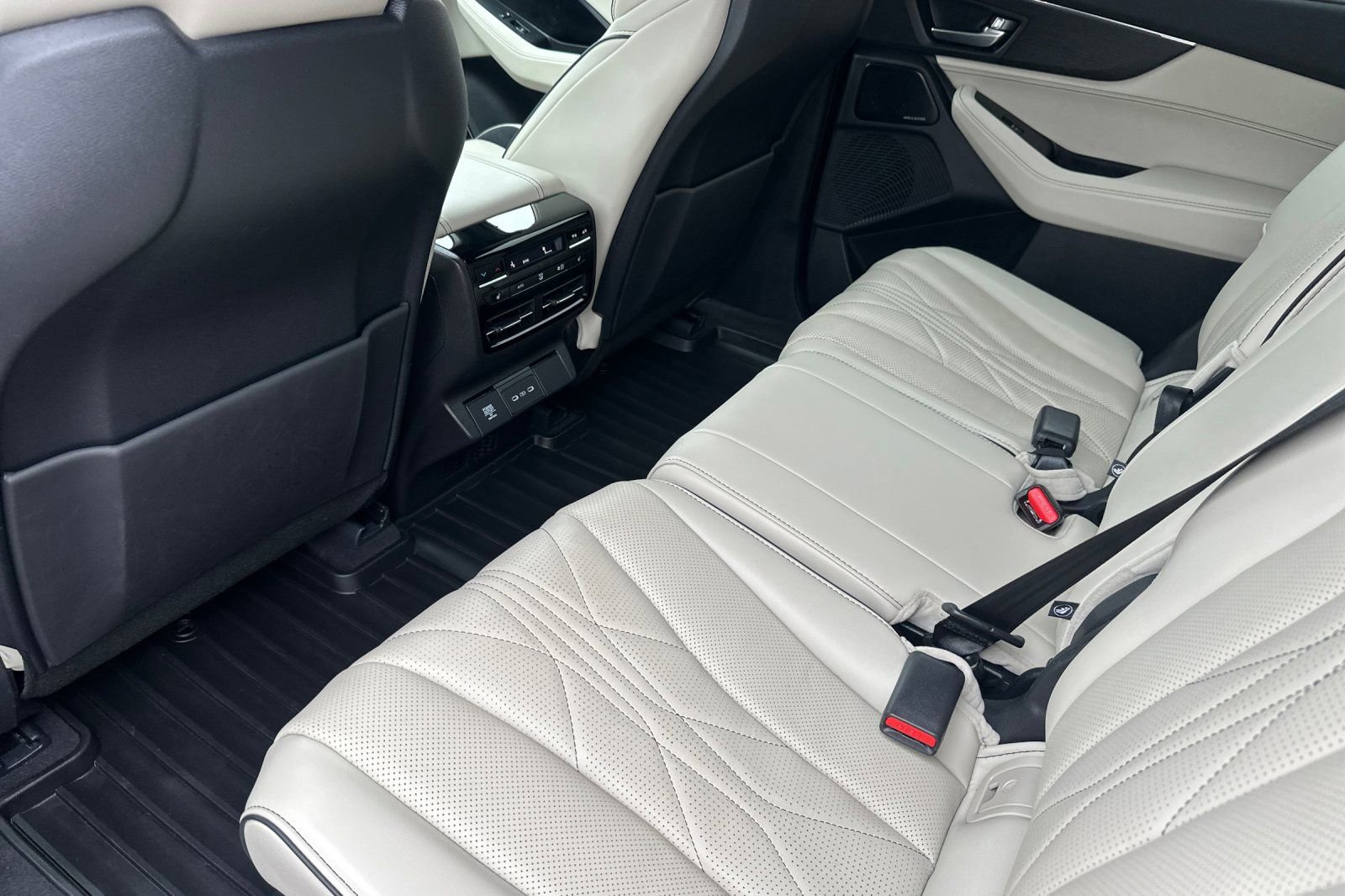 Used 2025 Acura MDX Type S image 14