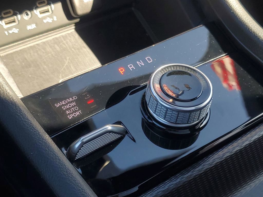 Used 2024 Jeep Grand Cherokee L Limited w/ Luxury Tech Group II image 28