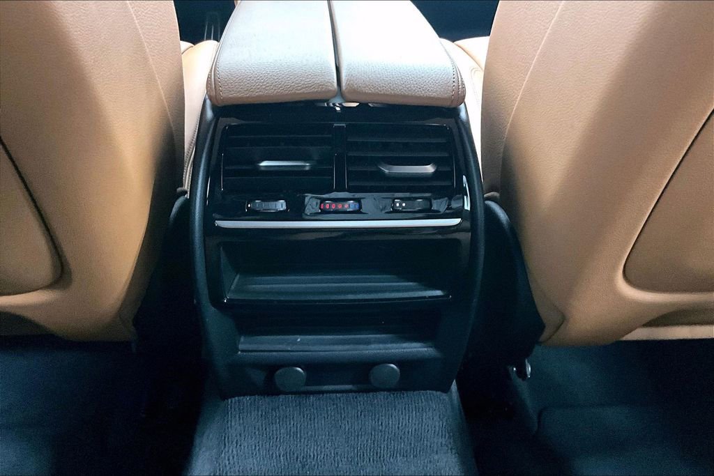 Used 2019 BMW 640i Gran Turismo xDrive w/ M Sport Package image 21