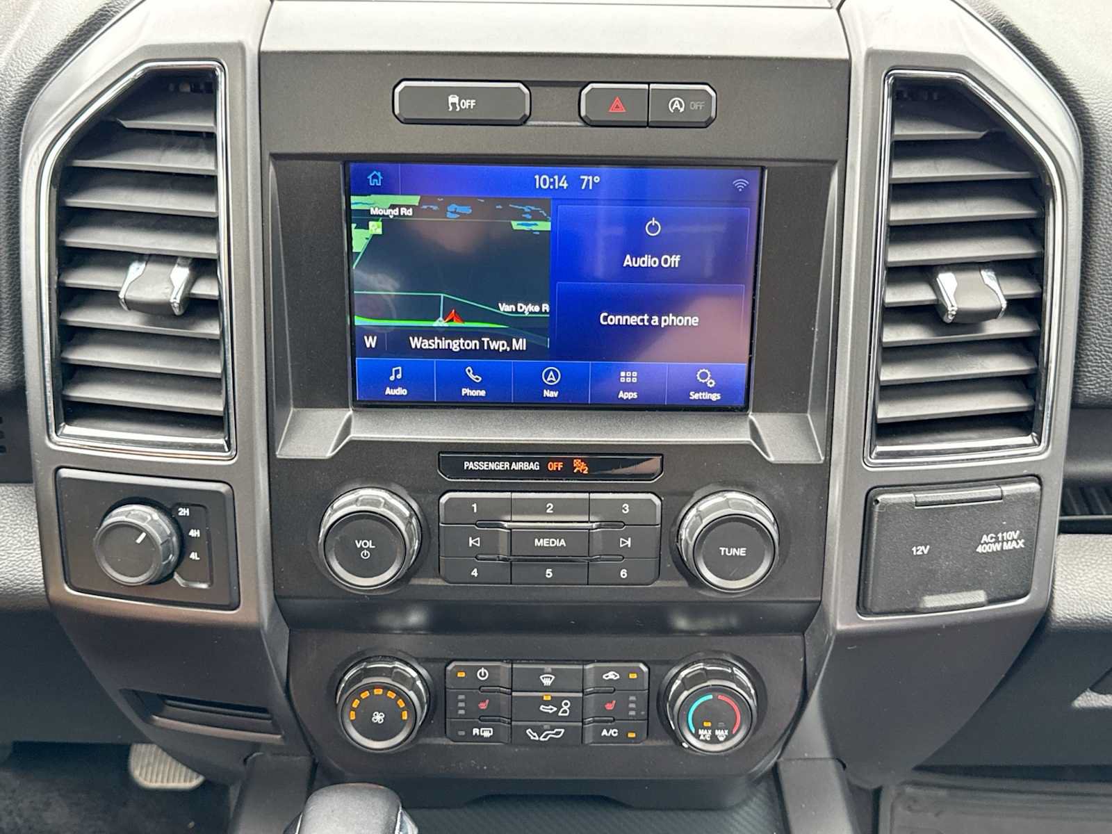 Used 2019 Ford F150 XLT w/ Equipment Group 302A Luxury AWD/4WD image 27