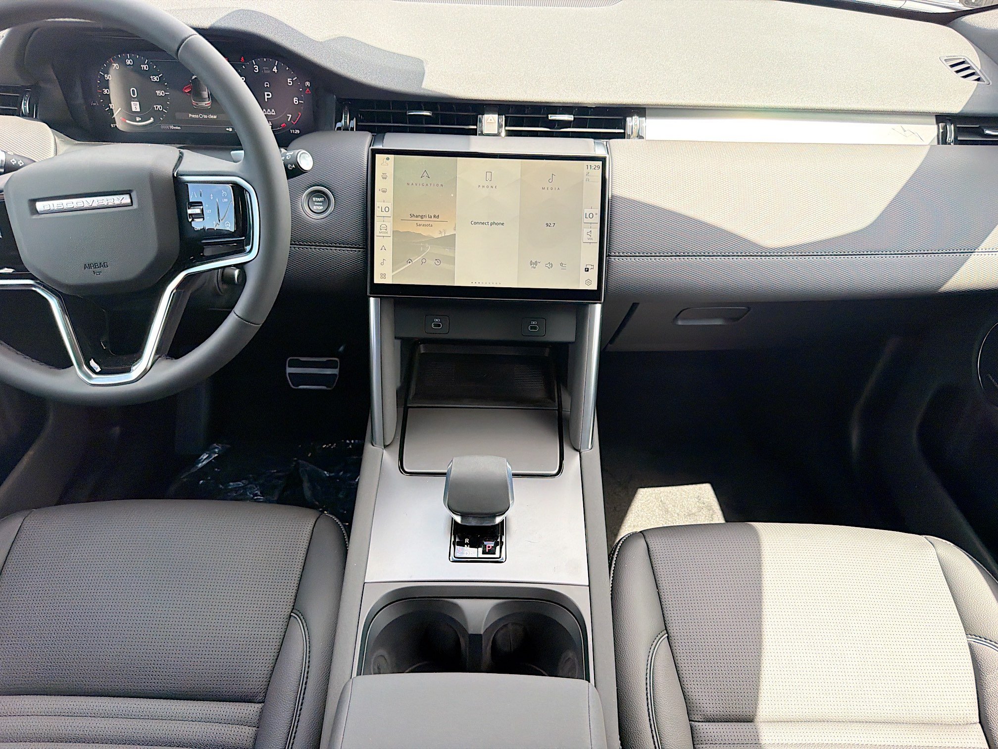 New 2026 Land Rover Discovery Sport Landmark AWD/4WD image 19