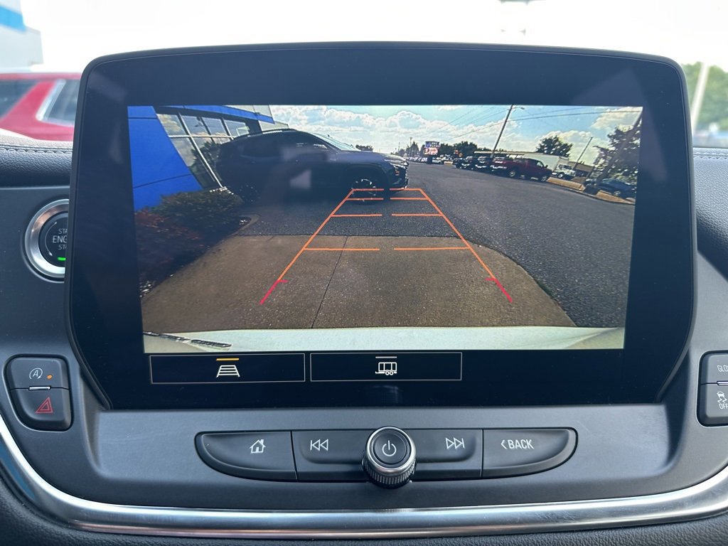 Used 2025 Chevrolet Blazer LT image 21