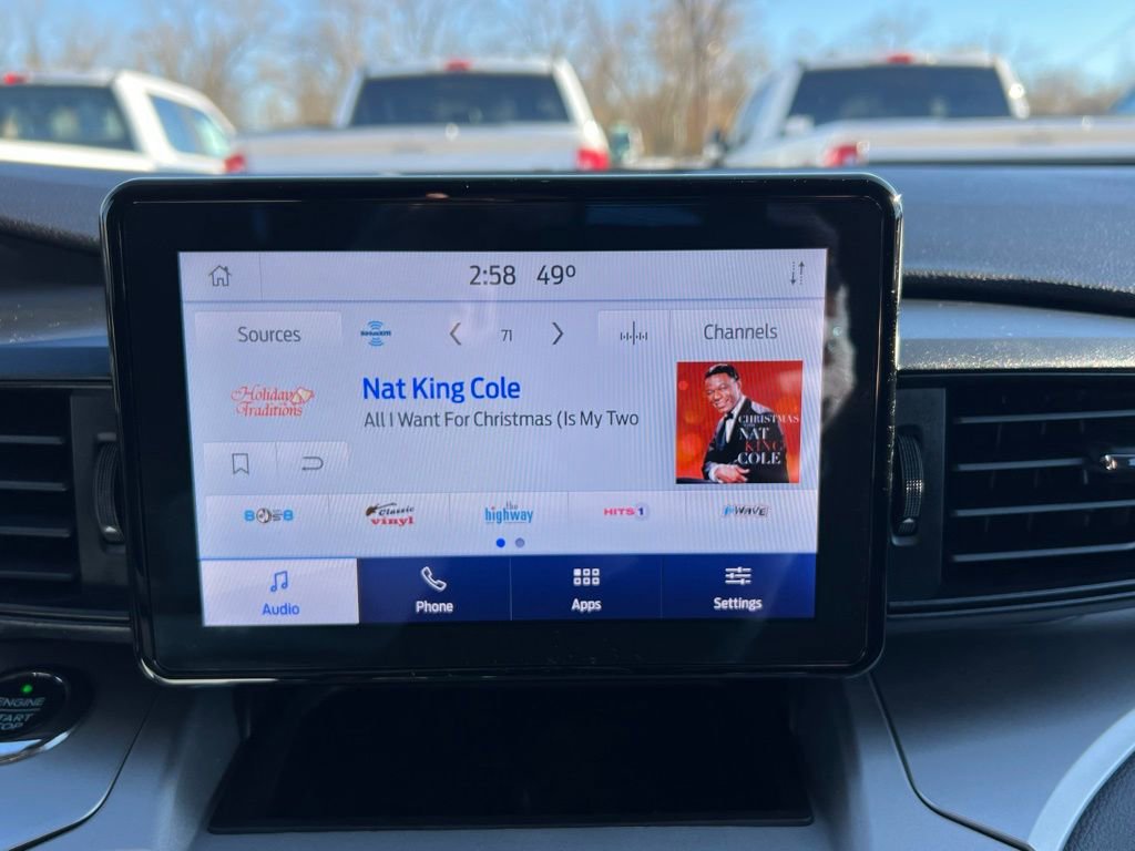 Used 2021 Ford Explorer XLT image 28