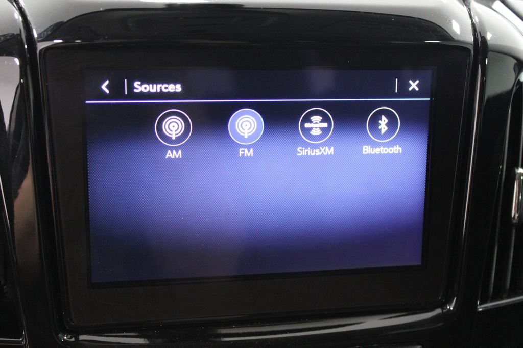Used 2021 Chevrolet Traverse LT AWD/4WD image 42