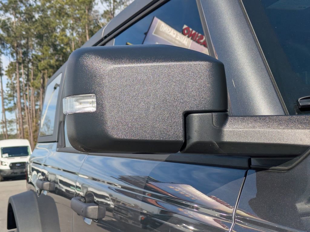 New 2025 Ford Bronco Badlands image 12