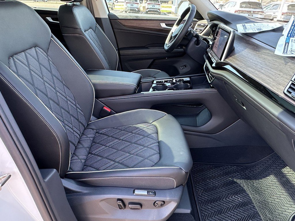 New 2026 Volkswagen Atlas SEL Premium R-Line image 8