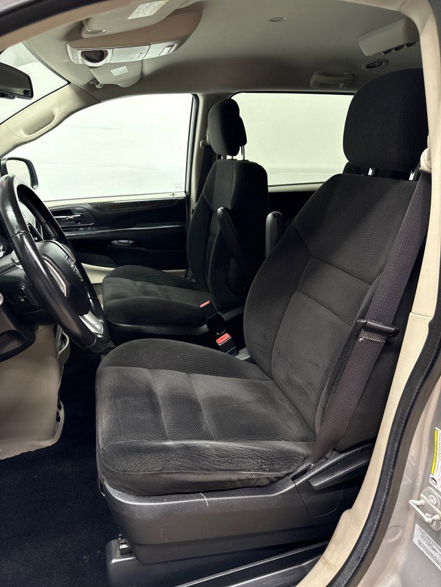 Used 2017 Dodge Grand Caravan SE w/ Power Window Group FWD image 29