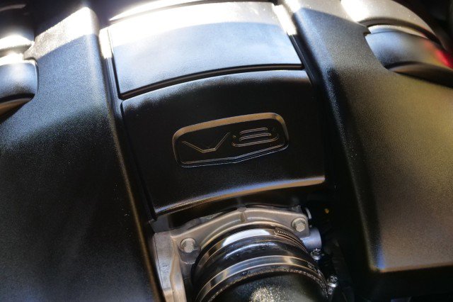 Used 2017 Chevrolet SS / 6.2L V8 / Cooled Seats / Sun image 9