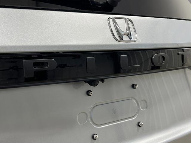 New 2026 Honda Pilot Black Edition image 7