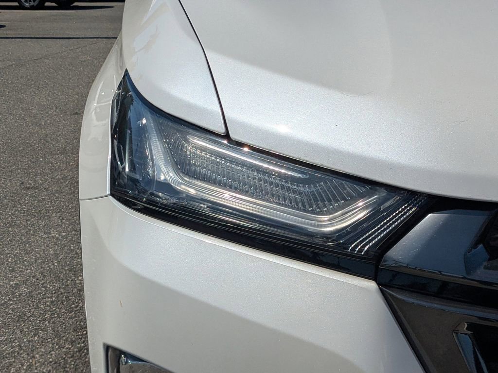 Certified 2023 Chevrolet Traverse RS AWD/4WD image 9