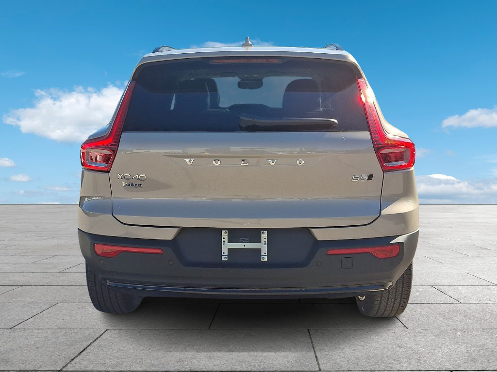 New 2026 Volvo XC40 B5 Ultra w/ Protection Package Premier AWD/4WD image 6