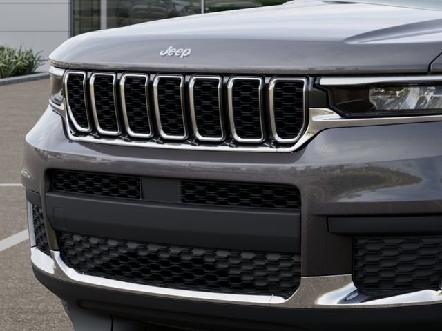 New 2025 Jeep Grand Cherokee L Laredo image 11