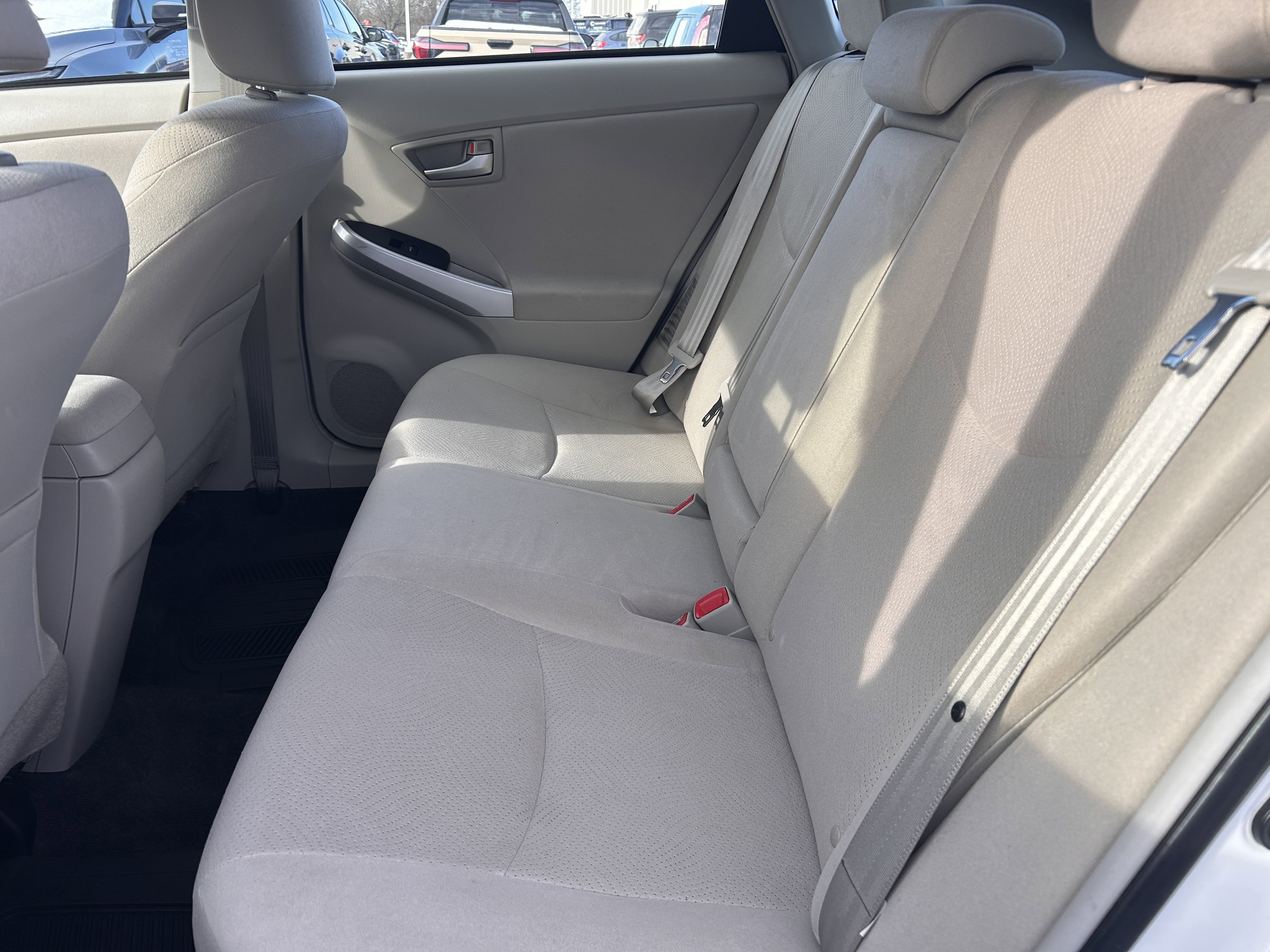 Used 2015 Toyota Prius Four image 21