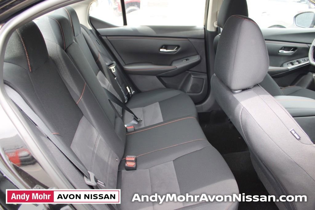 New 2025 Nissan Sentra SR w/ Midnight Edition image 14