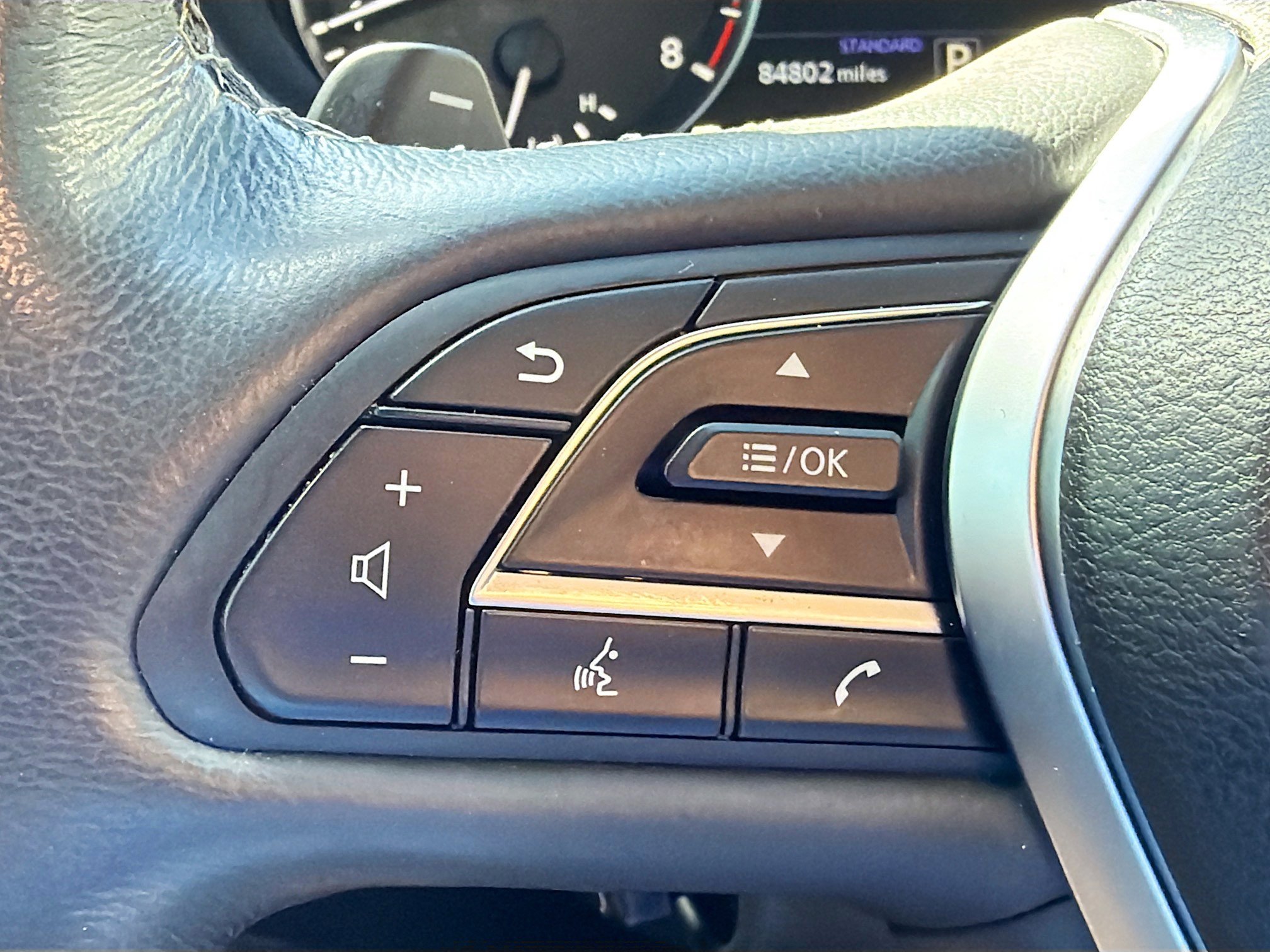 Used 2021 INFINITI QX50 Essential w/ Convenience Package image 35