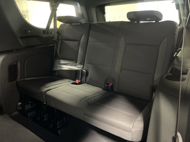 New 2026 Chevrolet Suburban LS w/ LPO, Dark Essentials Package image 24