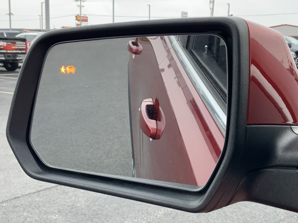 Used 2023 GMC Acadia SLT image 22