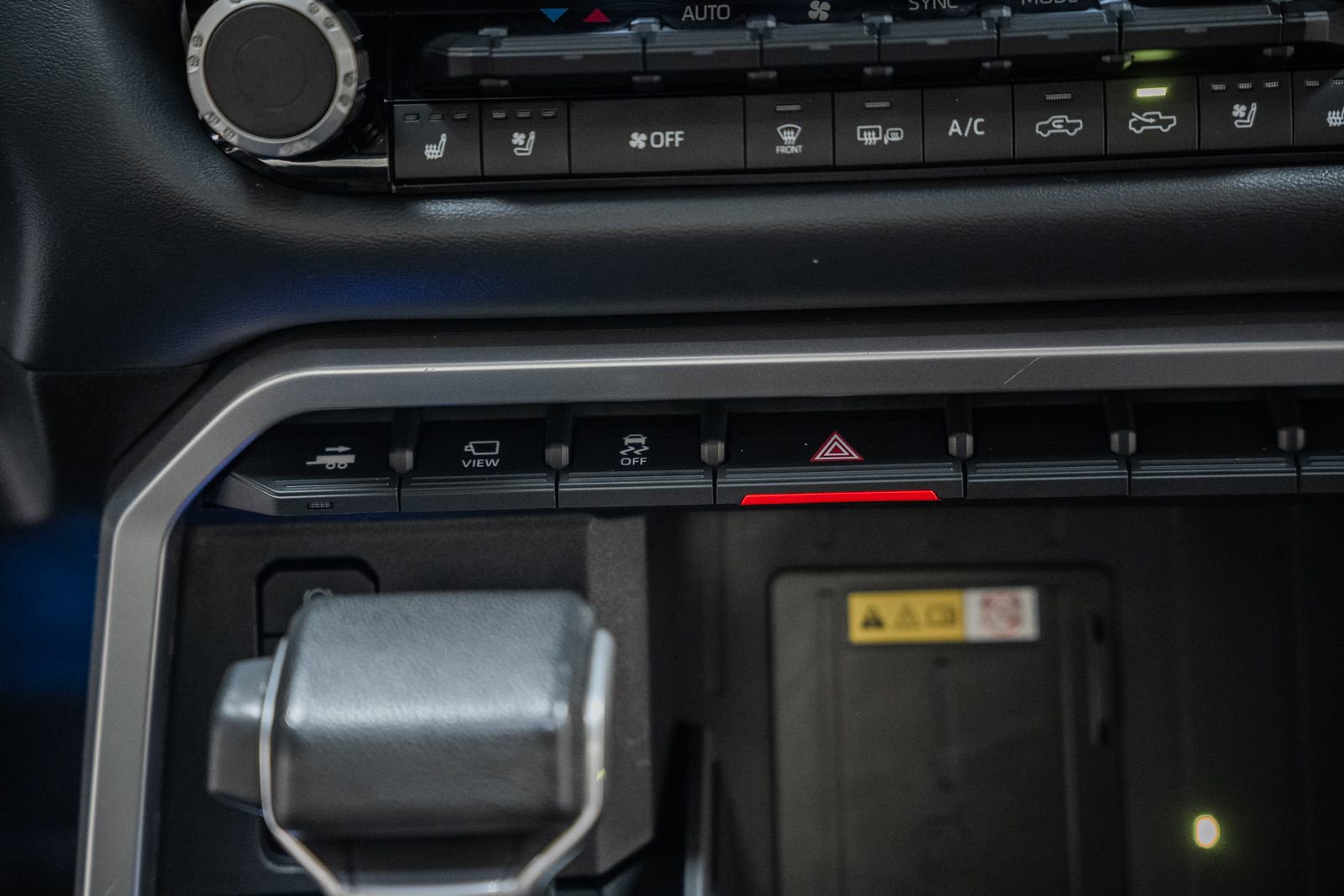 Used 2023 Toyota Tundra Platinum image 29