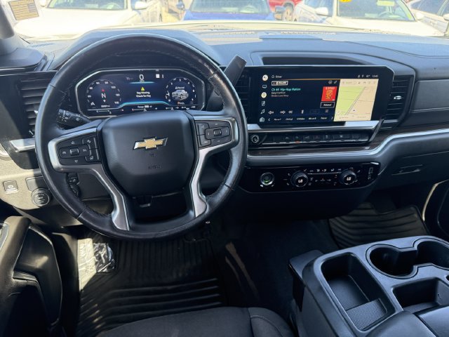 Used 2022 Chevrolet Silverado 1500 LT RWD image 19