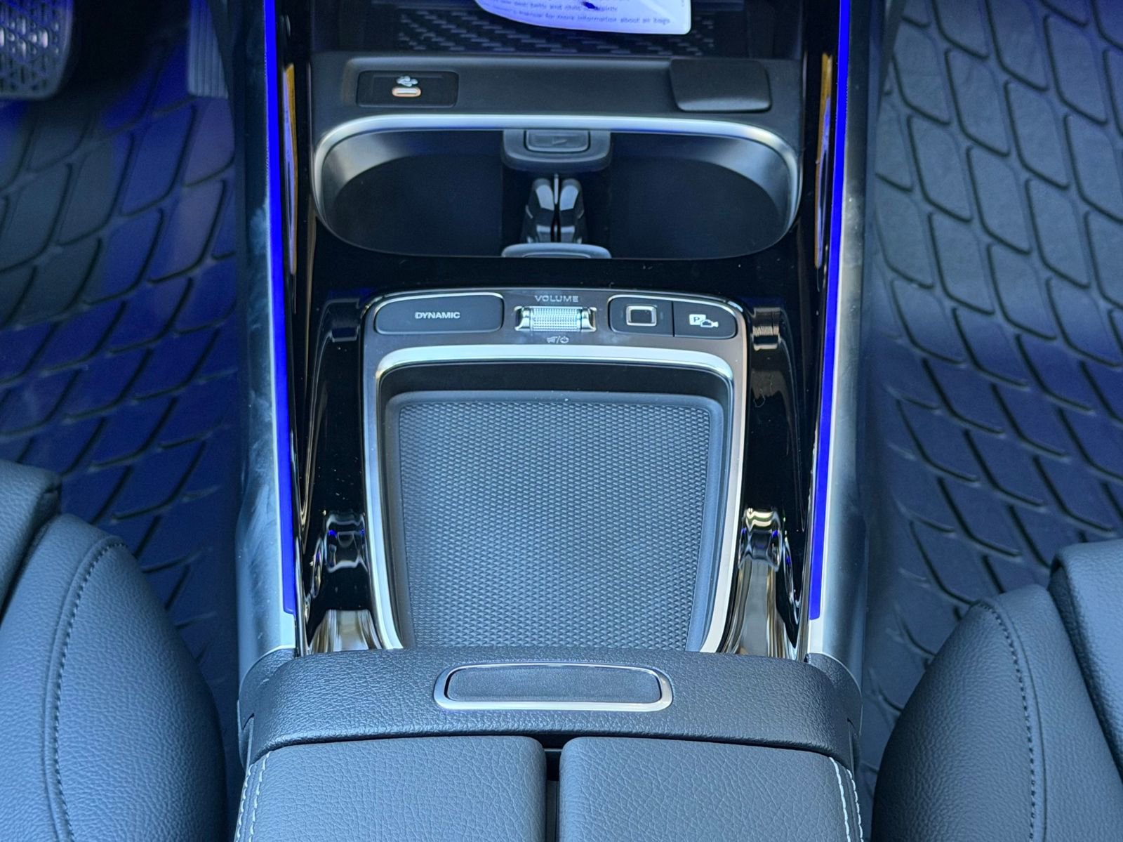 New 2026 Mercedes-Benz GLB 250 image 22