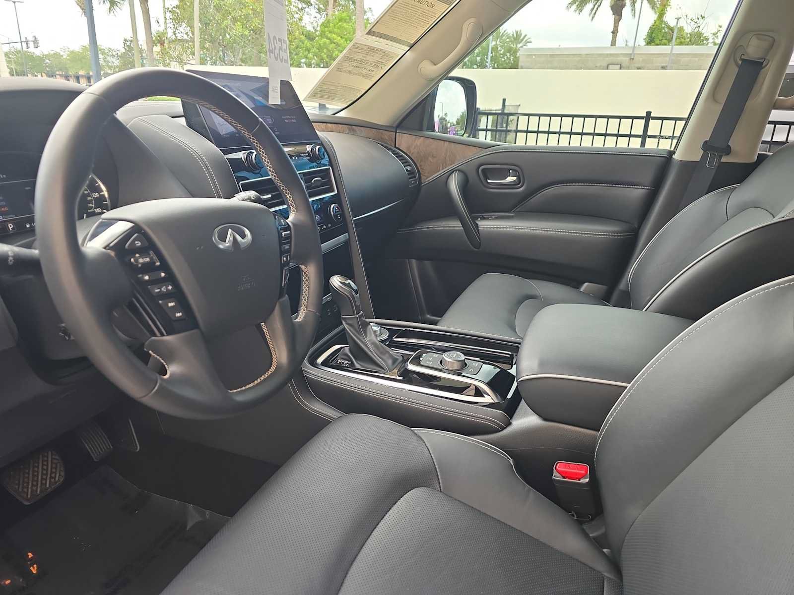 Certified 2023 INFINITI QX80 Premium Select w/ Cargo Package AWD/4WD image 20