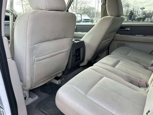 Used 2011 Ford Expedition EL XLT image 18