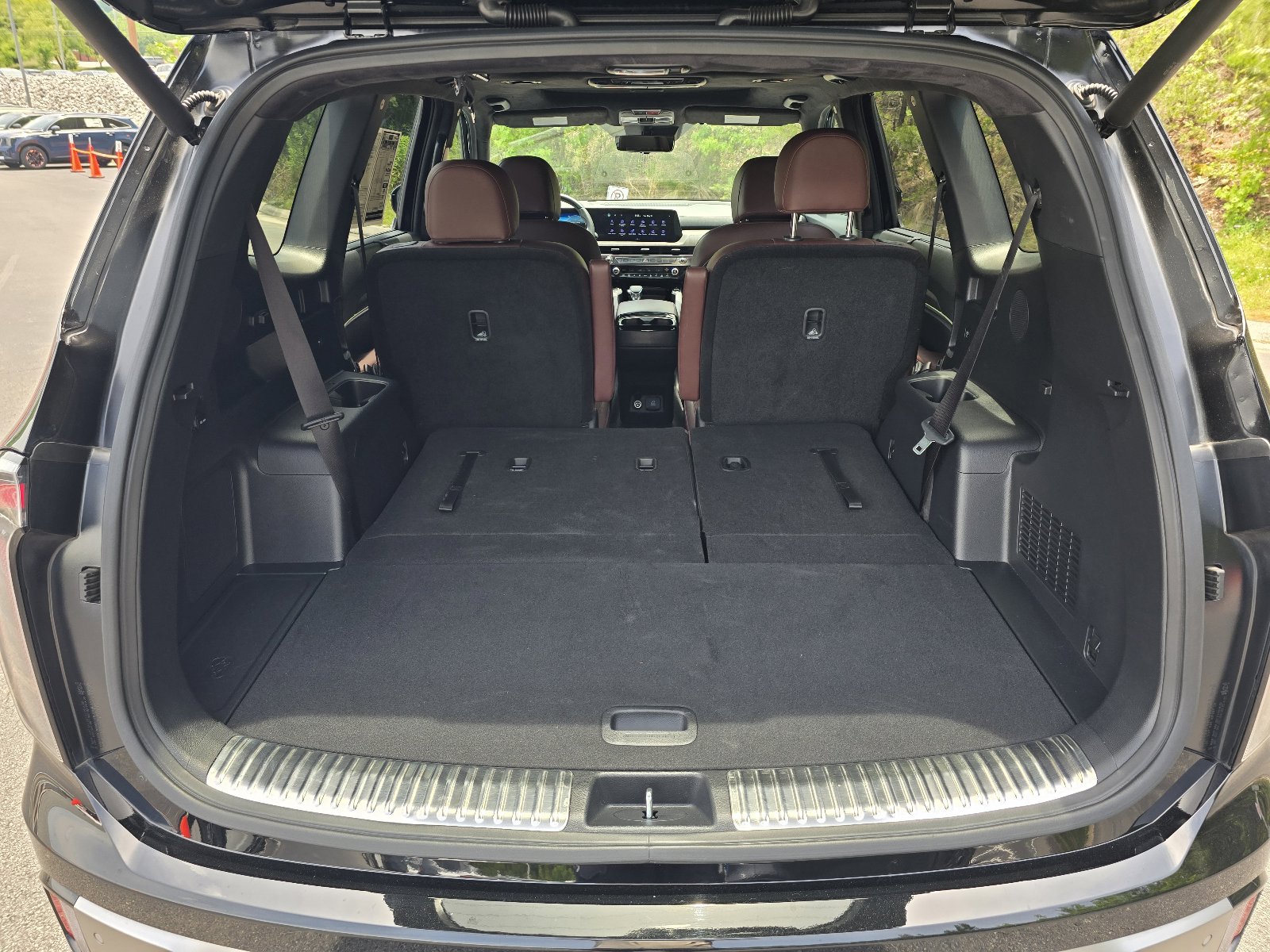 Used 2024 Kia Telluride SX Prestige w/ Towing Package AWD/4WD image 25