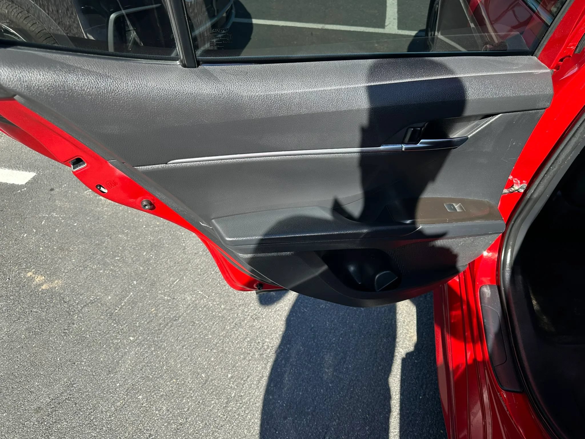 Used 2021 Toyota Camry SE FWD image 19