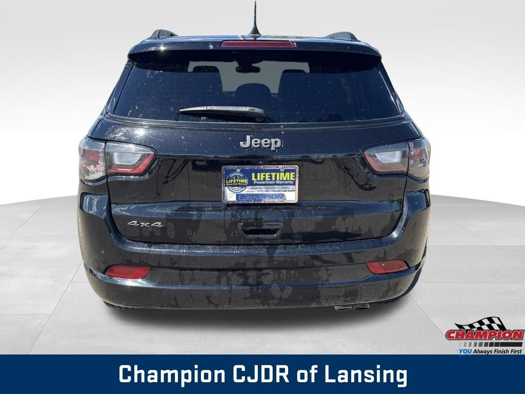 Used 2022 Jeep Compass High Altitude AWD/4WD image 7