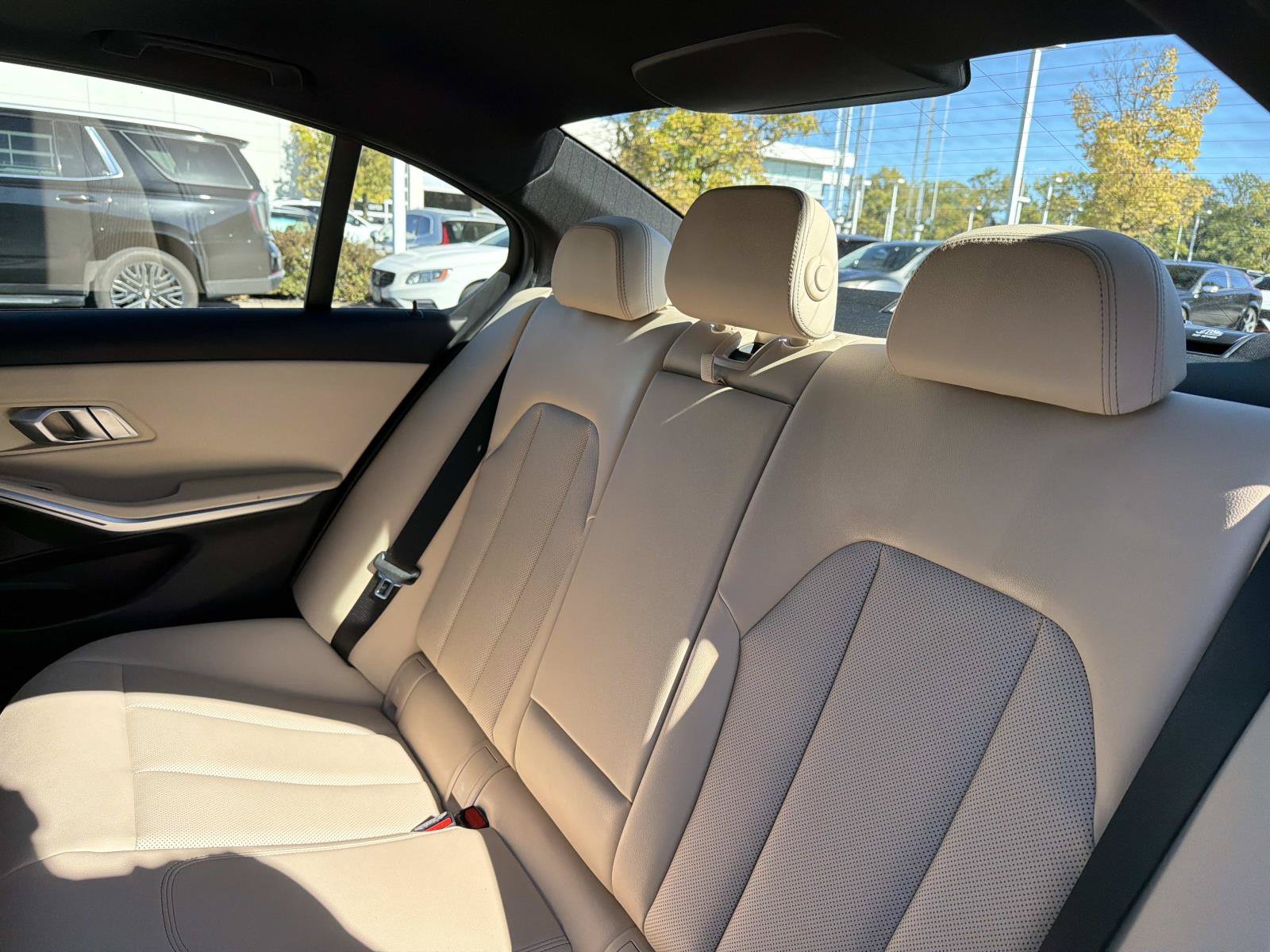 Certified 2023 BMW 330i xDrive Sedan w/ Driving Assistance Package AWD/4WD image 25