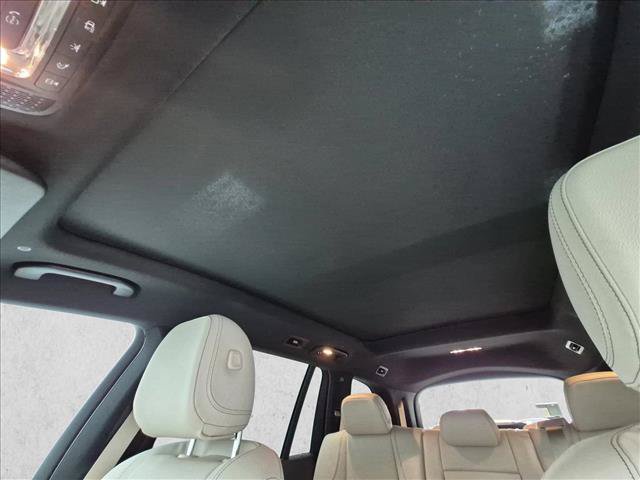 Used 2025 Mercedes-Benz GLS 450 4MATIC image 16