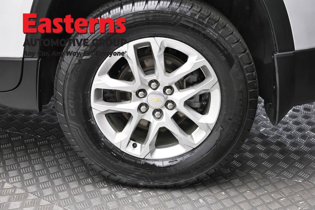 Used 2021 Chevrolet Traverse LT image 8