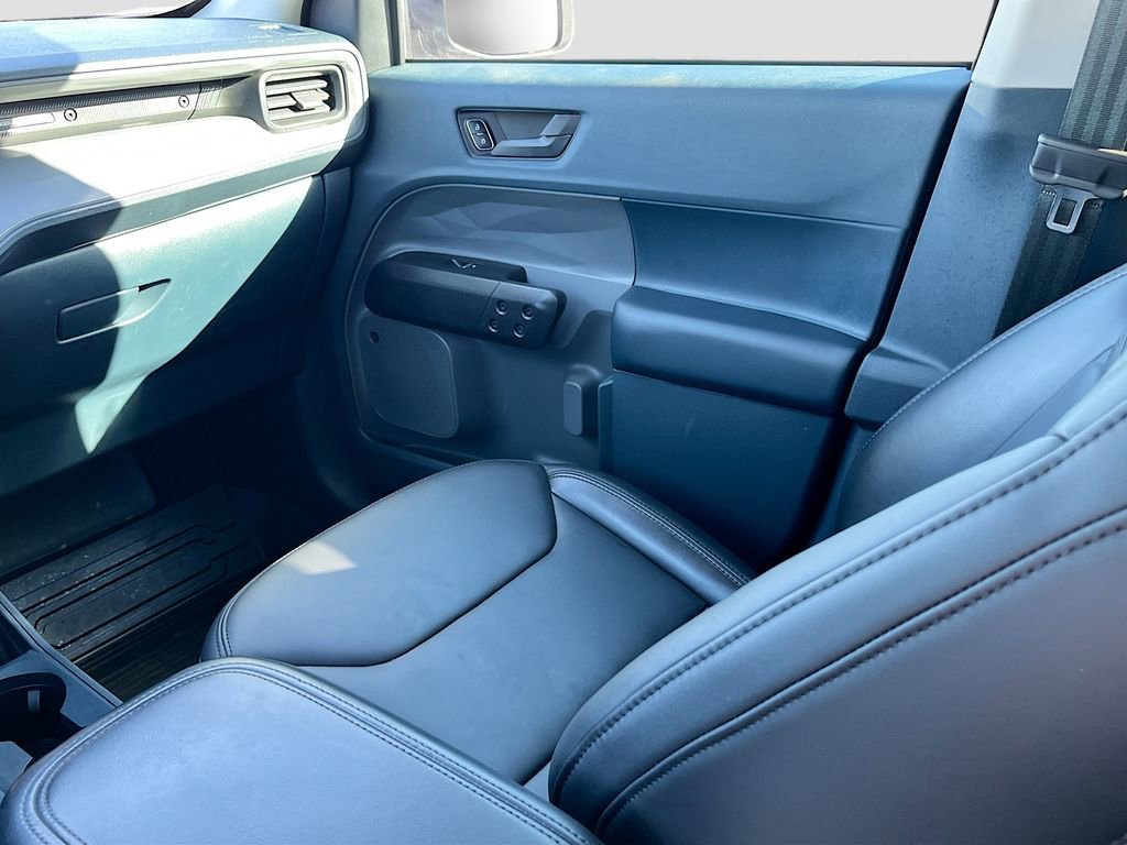 Used 2023 Ford Maverick Lariat w/ Lariat Luxury Package image 25