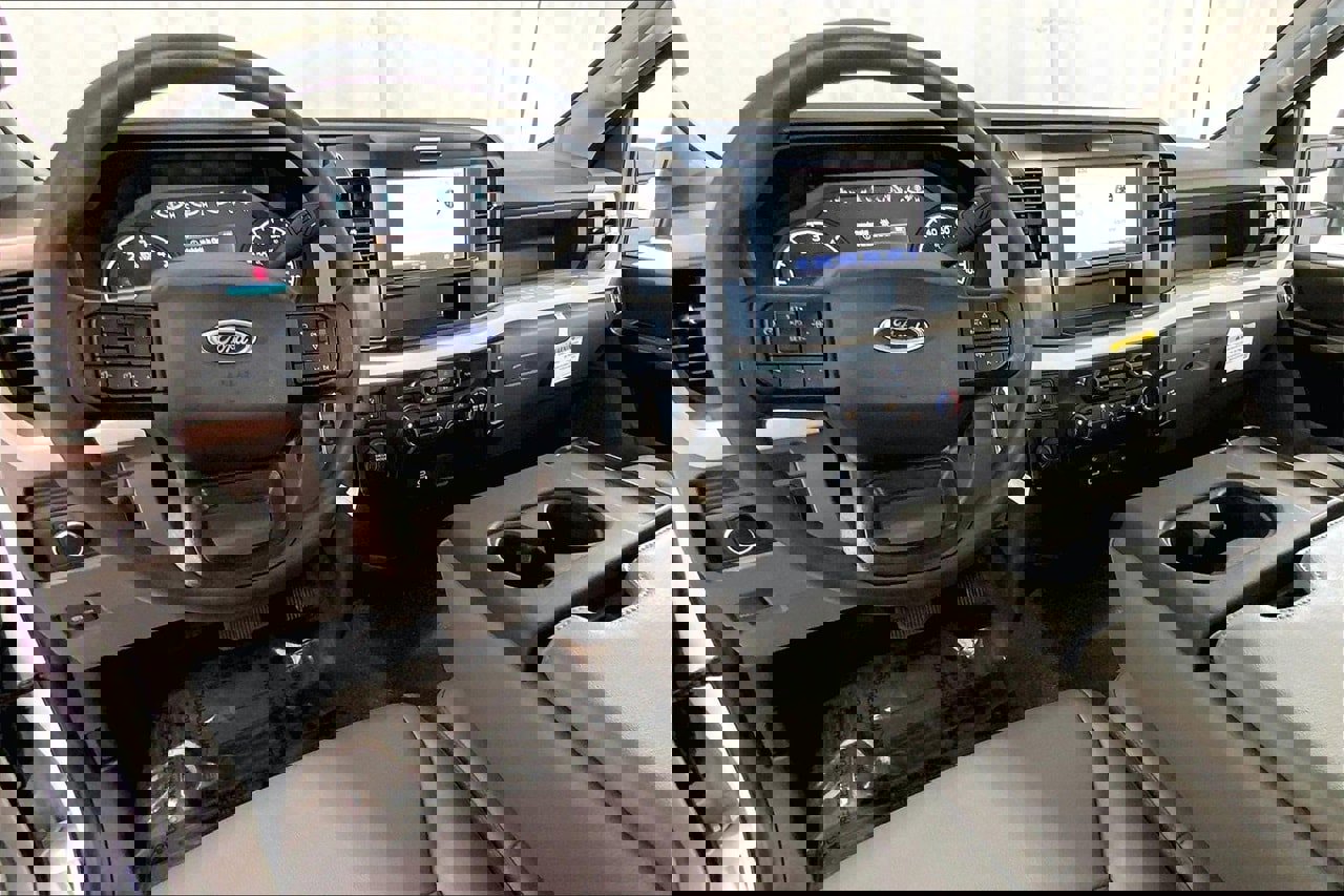 Used 2025 Ford F350 XL image 14