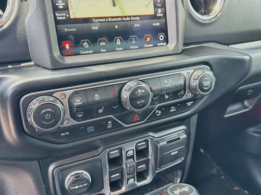 Used 2021 Jeep Wrangler Unlimited Sahara AWD/4WD image 21