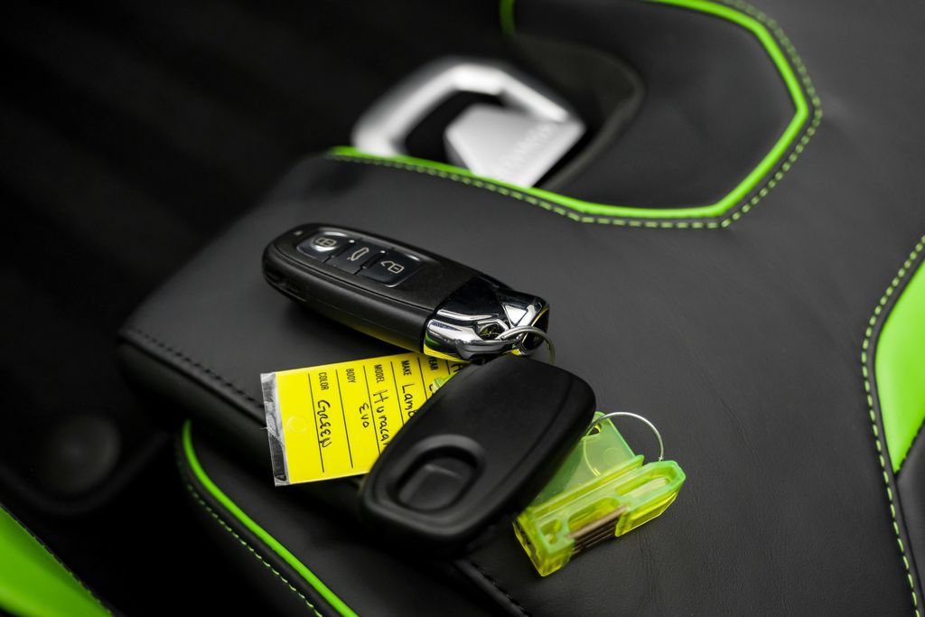 Used 2024 Lamborghini Huracan EVO AWD/4WD image 54