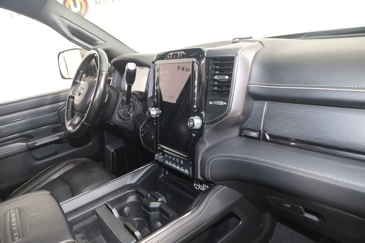 Used 2022 RAM 3500 Limited AWD/4WD image 40