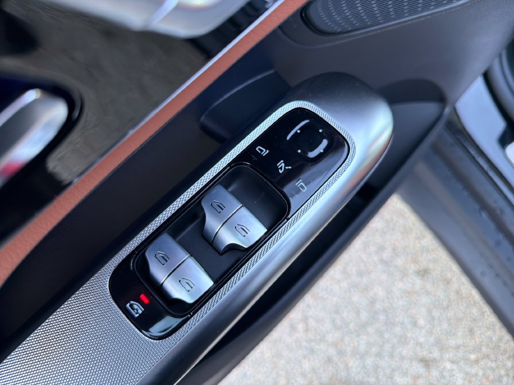 New 2027 Mercedes-Benz GLC 300 4MATIC image 17