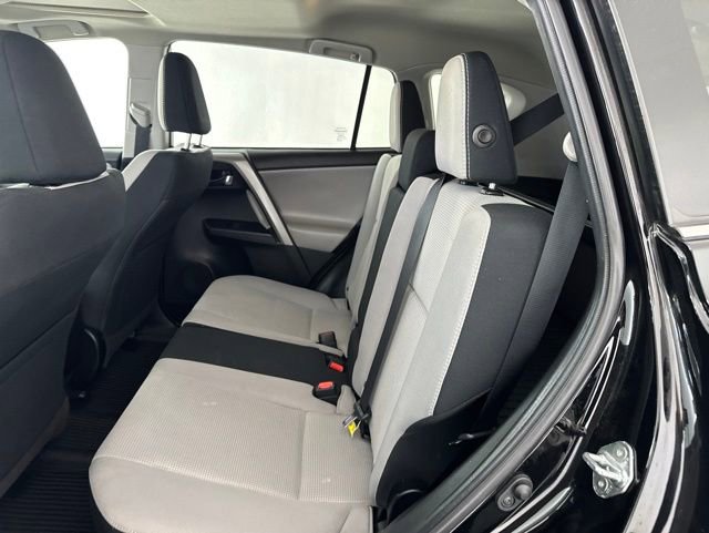Used 2018 Toyota RAV4 XLE w/ Plus Extra Value Package AWD/4WD image 25