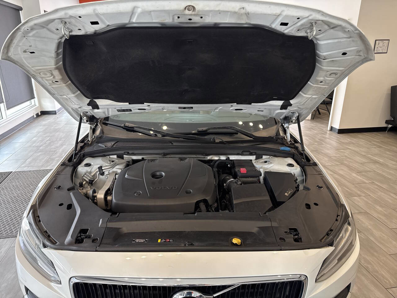Used 2018 Volvo S90 T5 Momentum w/ Convenience Package AWD/4WD image 49
