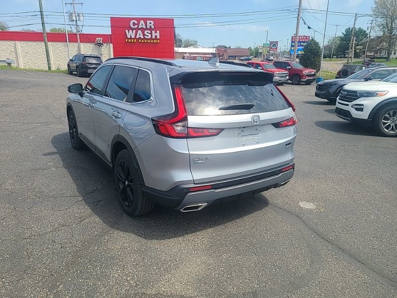 Used 2023 Honda CR-V Sport Touring image 4