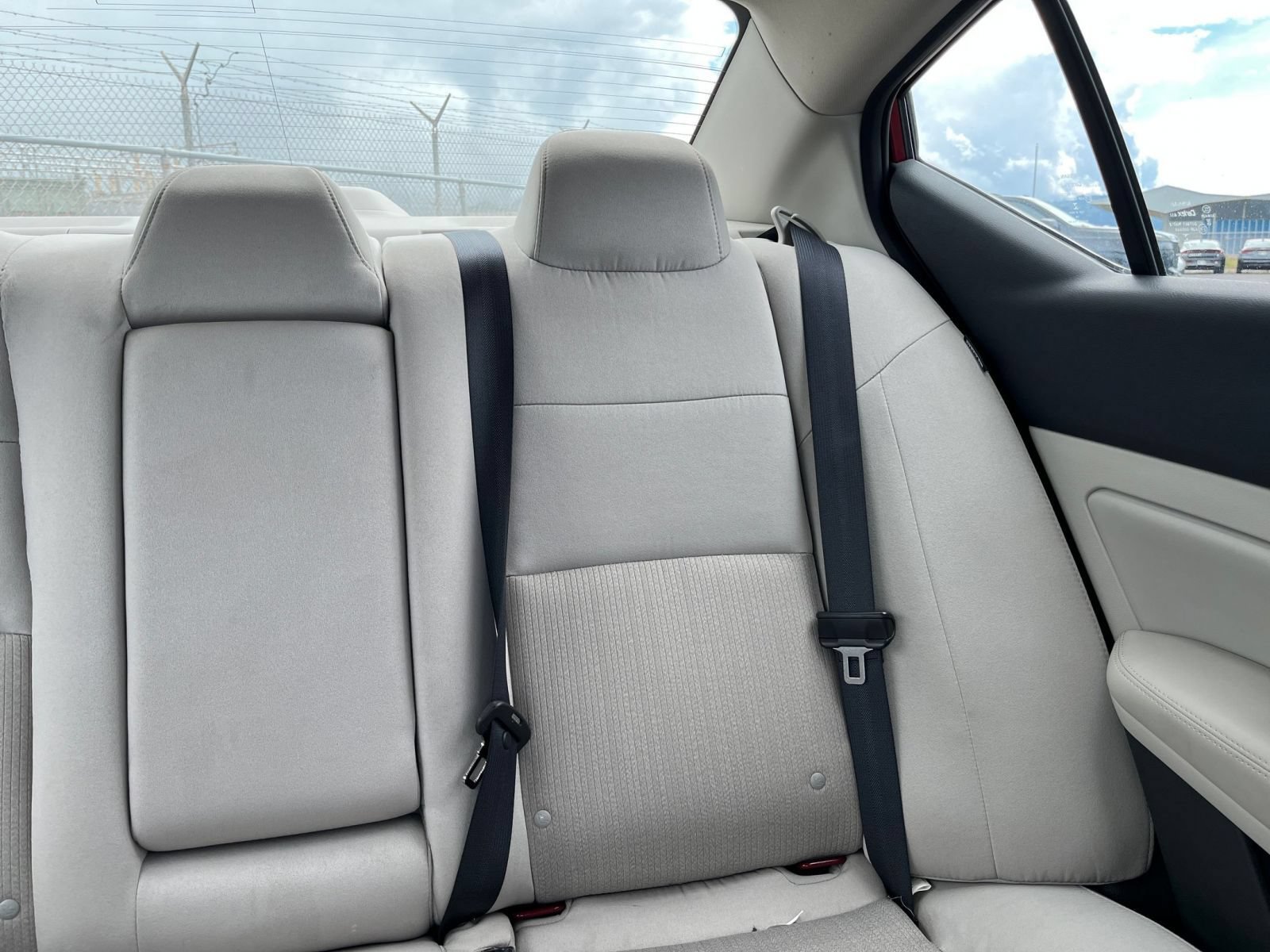 Used 2025 Nissan Altima 2.5 SV FWD image 37